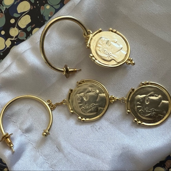 Mismatched hoop earrings - Picture 5 of 5